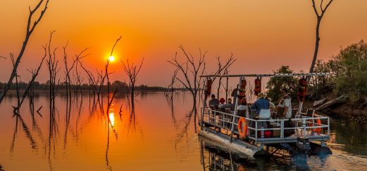 Ausflug im Beiboot 