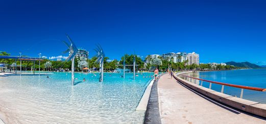 Cairns Esplanade Lagoon - Strandpromenade