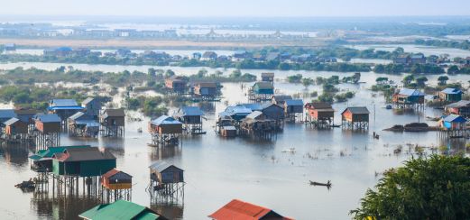 Häuser auf dem Tonle Sap-See