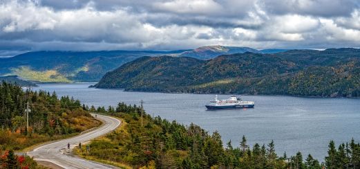 Ocean Endeavour in Bonne Bay