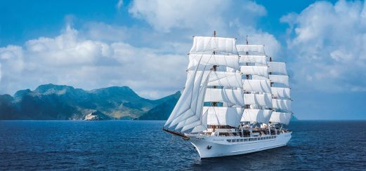 Die Sea Cloud Spirit auf dem Meer