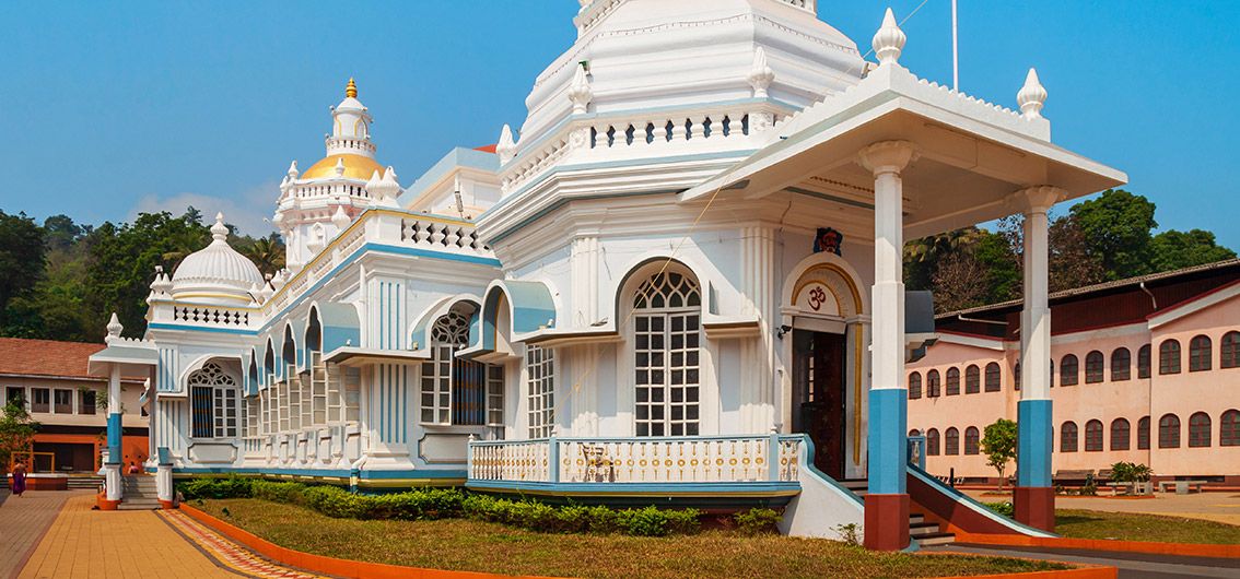 Indien_Der-hinduistische-Mangueshi-Tempel-in-Goa