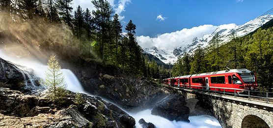 Bernina Express in dne Alpen_556x260