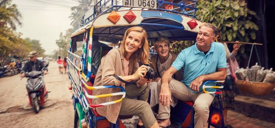 Im Zentrum von Luang Prabang - Mit dem TukTuk